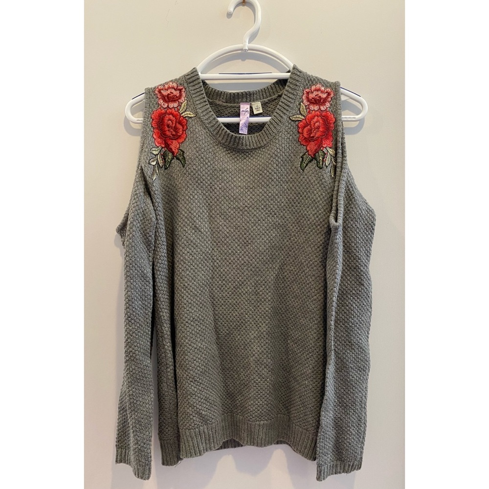 Open shoulder sweater